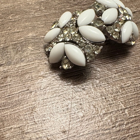 Trifari Vintage Milk Glass and Rhinestone Silver Clip-On Earrings - Picture 2 of 4